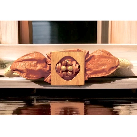 🪸RHEA🪸 LEATHER WOOD BEADS JUTE STRETCH HOOK LOOP VTG BOHO SOUTHWESTERN BELT🏜️ - Picture 2 of 11